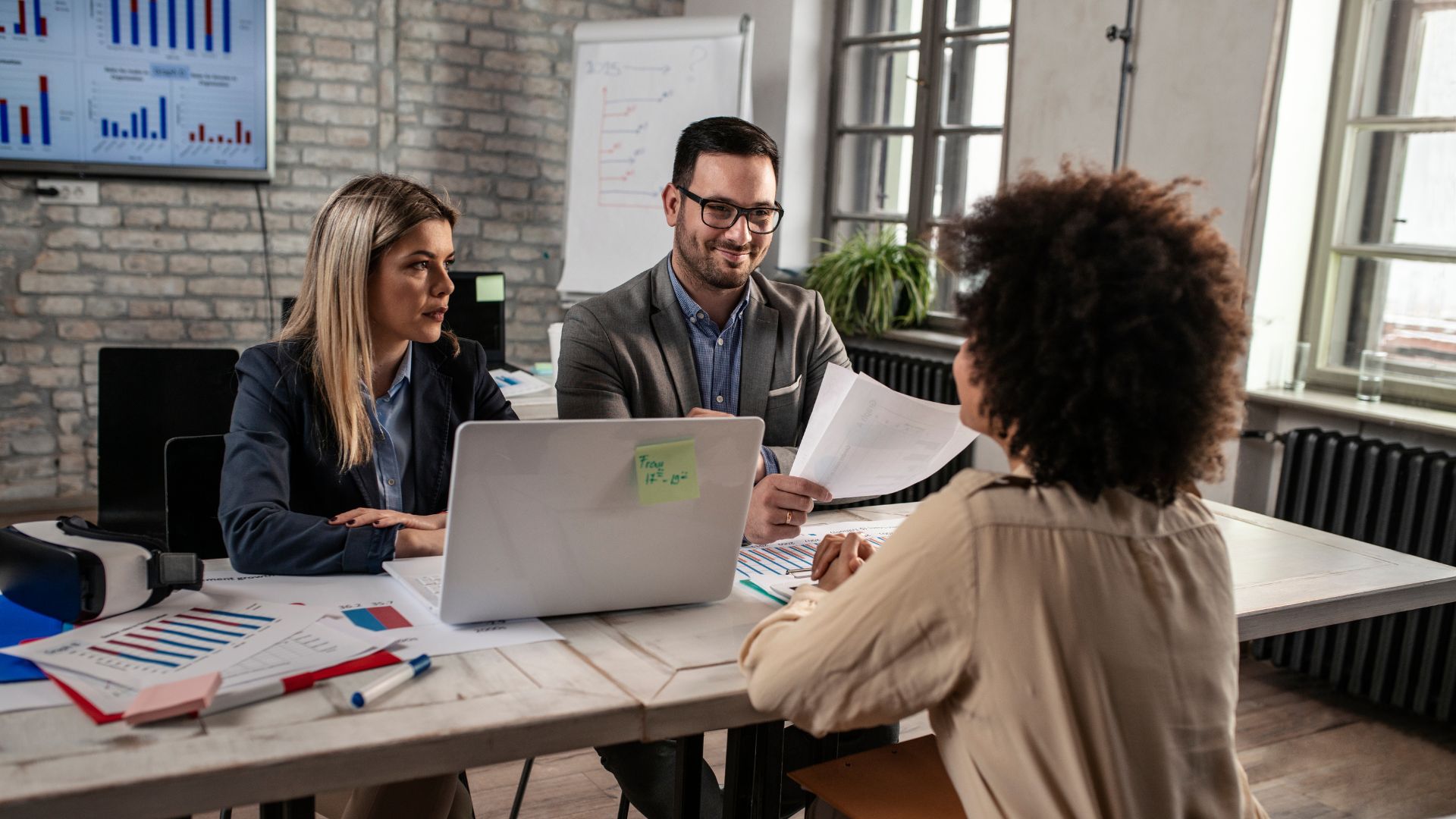 The Importance of Body Language in Interviews